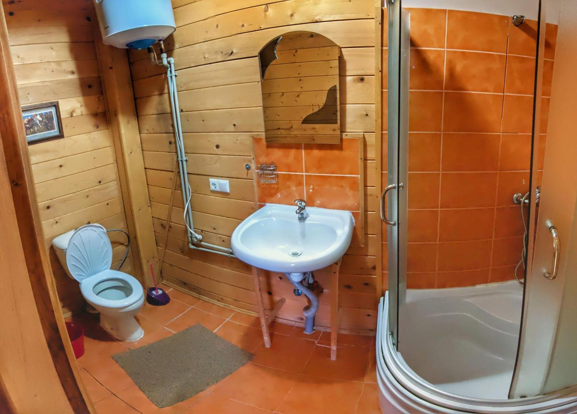Hostal 12 Months Estate Myslovka Habitación foto