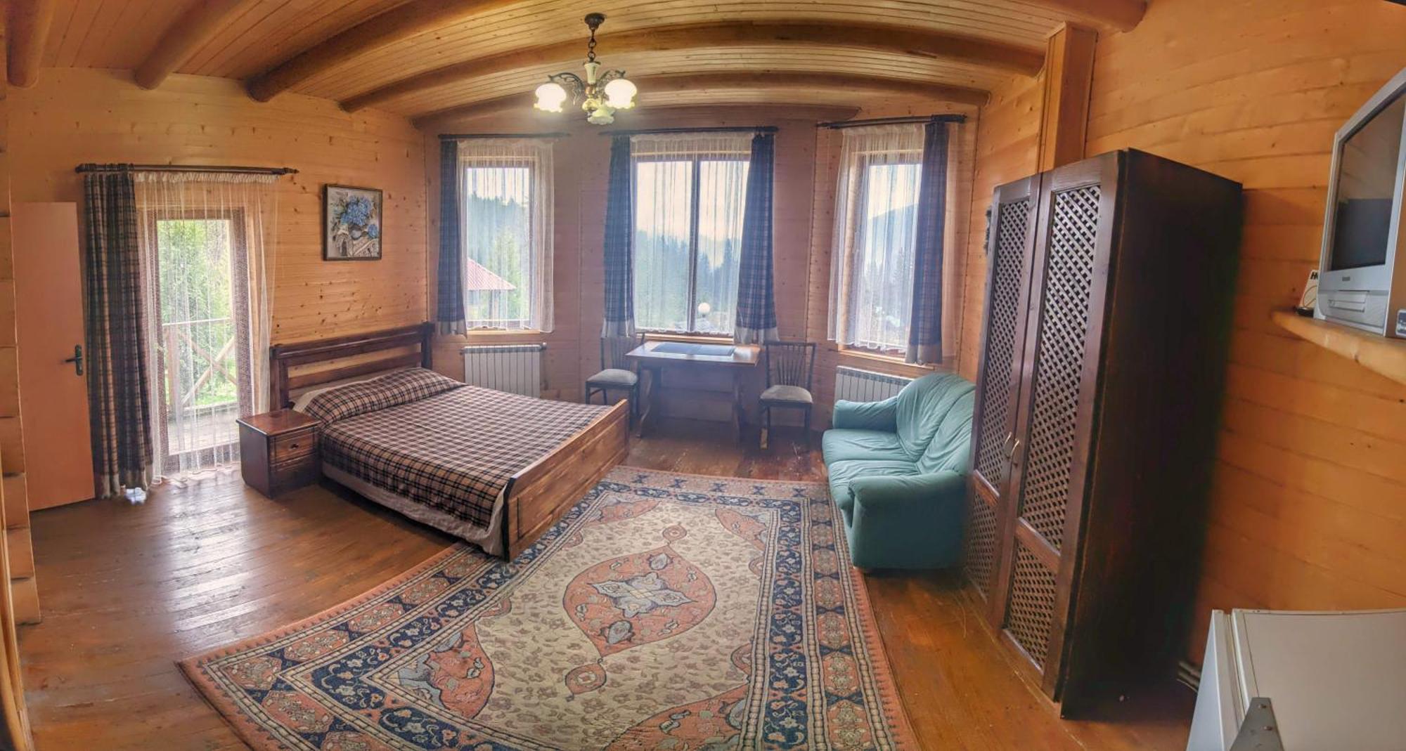 Hostal 12 Months Estate Myslovka Habitación foto
