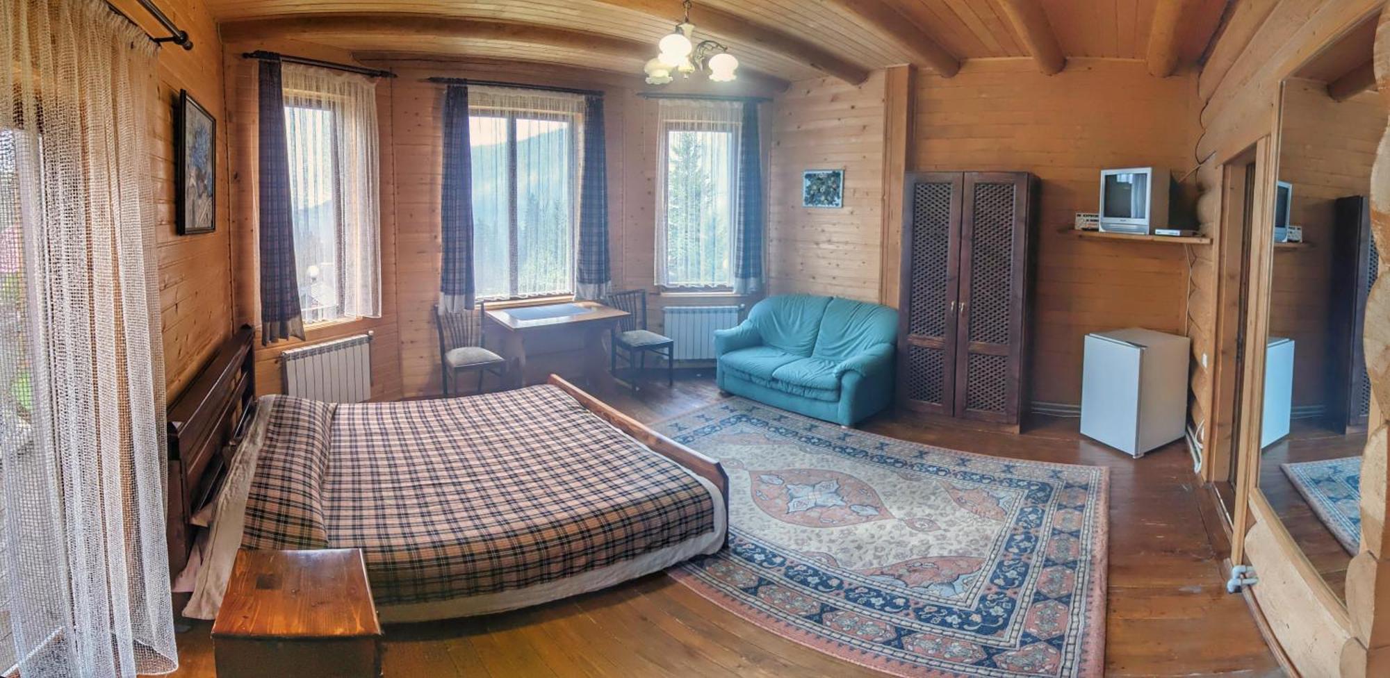 Hostal 12 Months Estate Myslovka Habitación foto
