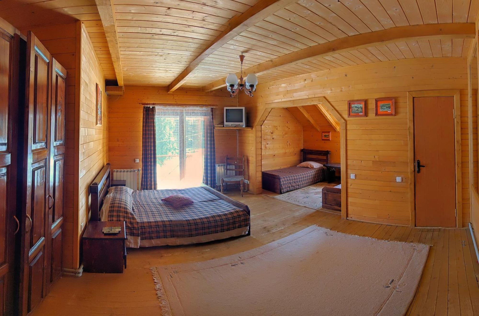 Hostal 12 Months Estate Myslovka Habitación foto