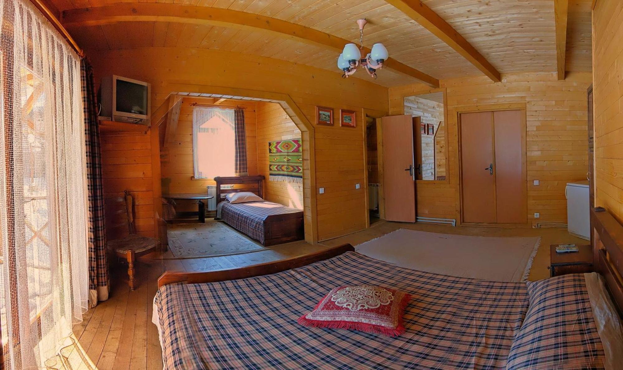 Hostal 12 Months Estate Myslovka Habitación foto