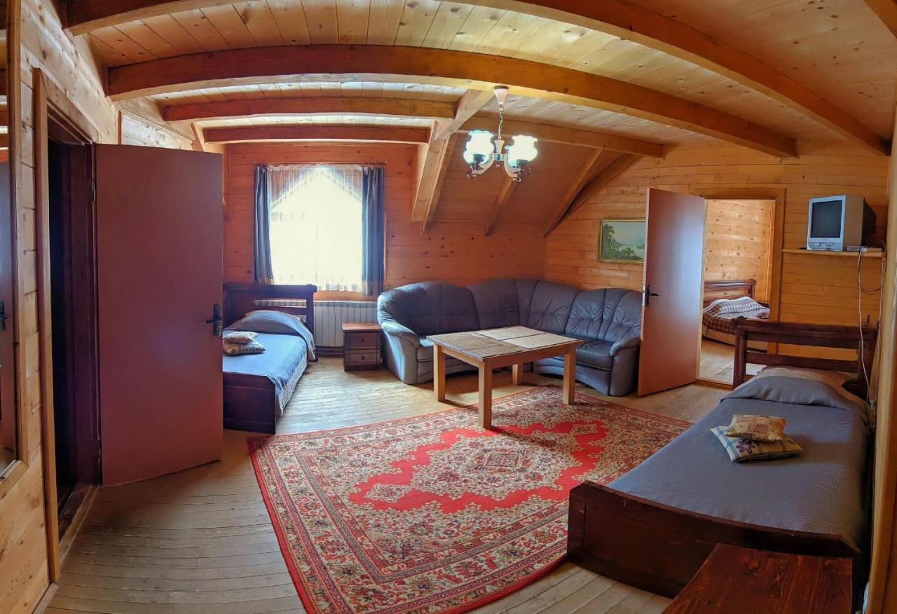 Hostal 12 Months Estate Myslovka Habitación foto